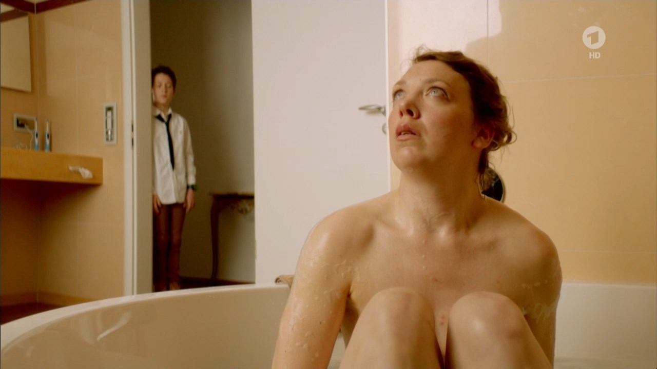 Lina Beckmann Naked Tatort E1054 2018 MoviesSexScenes