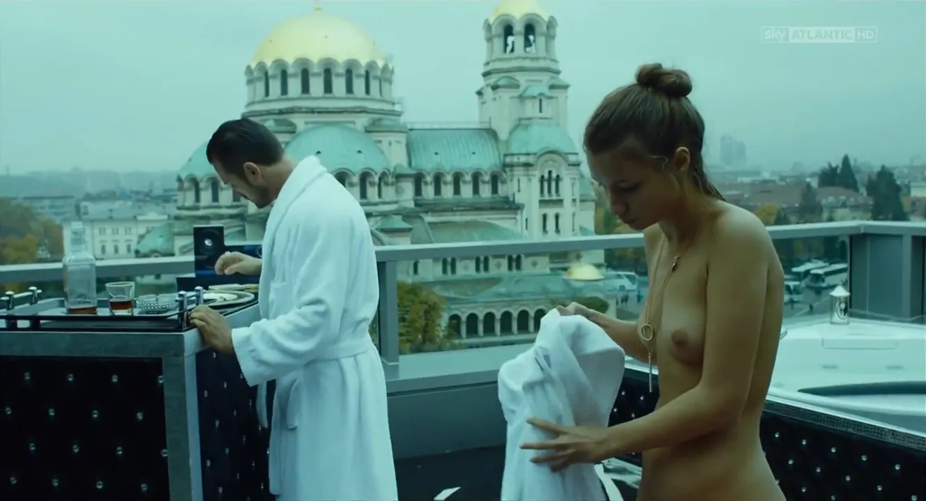 Boryana Krumova Manoilova In Gomorra La Serie Film Nackt
