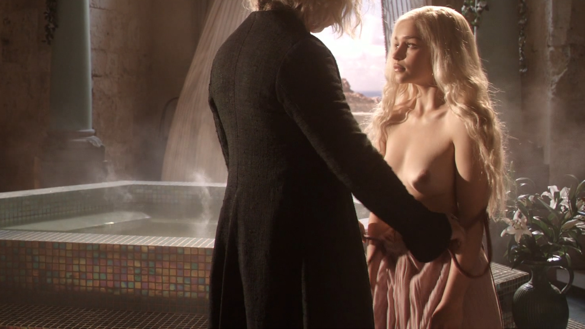 Emilia Clarke Game Of Thrones S Moviessexscenes