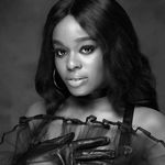 Azealia Banks poses naked for fans
