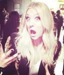 Kaley Cuoco feet and sexy nudes