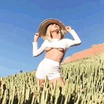 Sara Jean Underwood exposing huge boobs and ass