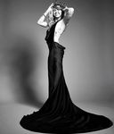 Miley Cyrus goes completely nude