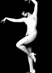 Young Louise Brooks shows pussy and naked ass
