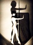 Young Louise Brooks shows pussy and naked ass