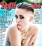 Miley Cyrus shows sexy nude tits