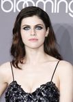 Alexandra Daddario boobs and pussy and ass exposed