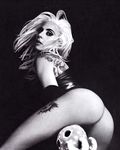 Lady Gaga poses for nude photo shoot