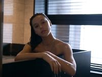 Alexis Ren goes topless and fully nude