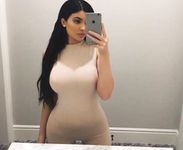 Kylie Jenner naked and sexy instagram pictures