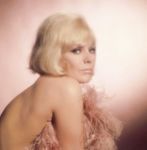 The Kim Novak Nudes Are Right Here