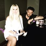 Avril Lavigne oops and nude pics