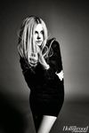Avril Lavigne oops and nude pics