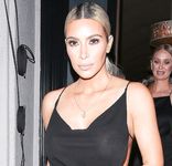 Kim Kardashian goes totally naked