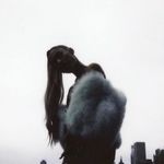 Ariana Grande topless photos on instagram