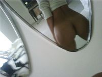 Rihanna nude boobs and shaved pussy pics