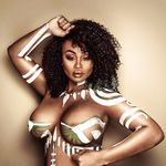 Blac Chyna shows extremely fat butt and boobs