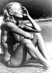 Cheryl Ladd wears sexy bikini