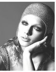 Taylor Swift blowjob and nude body pics