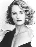 Cybill Shepherd goes sexy and some see thru pics