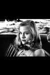 Cybill Shepherd goes sexy and some see thru pics