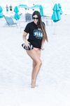 Claudia Romani Shows Butt