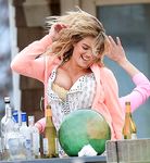 Kate Upton tits pics