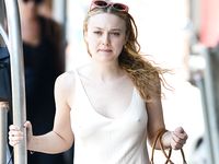 Dakota Fanning nipples