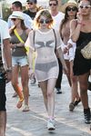 Emma Roberts panties exposed
