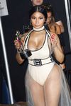 Nicki Minaj shamefull nip-slip and topless pics