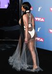 Nicki Minaj shamefull nip-slip and topless pics