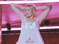Kim Cattrall panties exposed