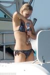 Jennifer Lawrence bikini