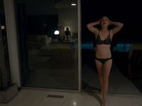 Yvonne Strahovski sex scene