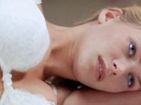 Natasha Henstridge sexy