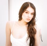 Hailee Steinfeld sexy