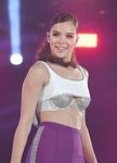Hailee Steinfeld sexy