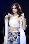 Hailee Steinfeld sexy