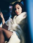 Hailee Steinfeld sexy