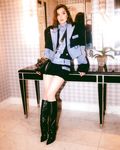 Hailee Steinfeld sexy