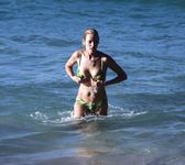 Uma Thurman bikini