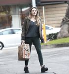 Elizabeth Olsen cameltoe