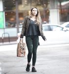 Elizabeth Olsen cameltoe