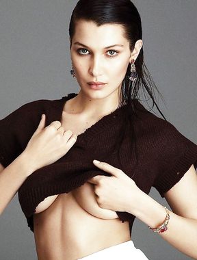 Bella Hadid flashes breasts and sexy ass