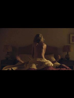 Naomi Watts strips completely naked for fucking