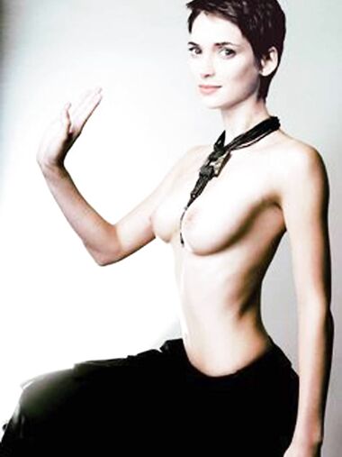Huge collection of celebrity nude pics