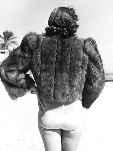 Hedy Lamarr NUDE Pics