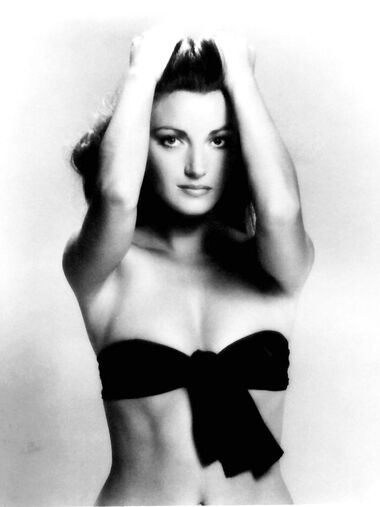 Jane Seymour naughty pics