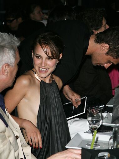 Natalie Portman downblouse nipple