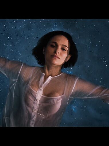 Natalie Portman sexy